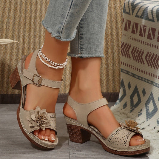 🌸Női virágmintás nyitott orrú vastag sarkú szandál👡