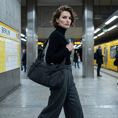 👜 Laza kockás, csúszó válltáska