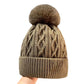 🧢 Uniszex téli kötött sapka pomponnal